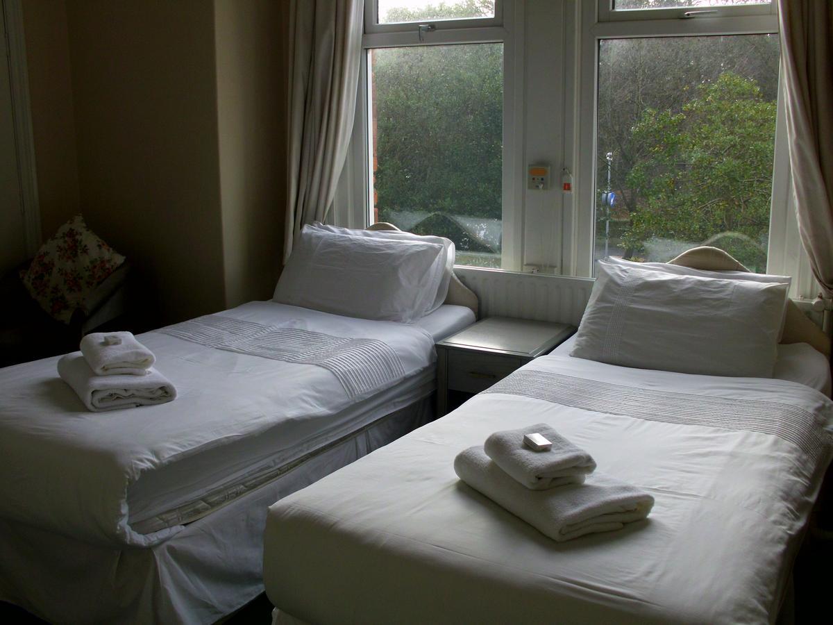 Salfordian Hotel Southport Bagian luar foto