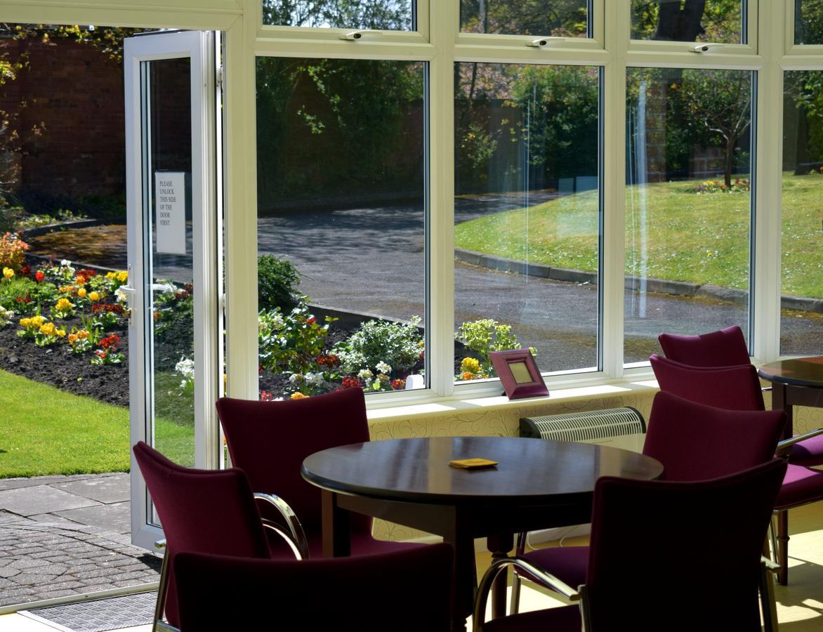 Salfordian Hotel Southport Bagian luar foto