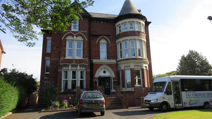 Salfordian Hotel Southport Bagian luar foto